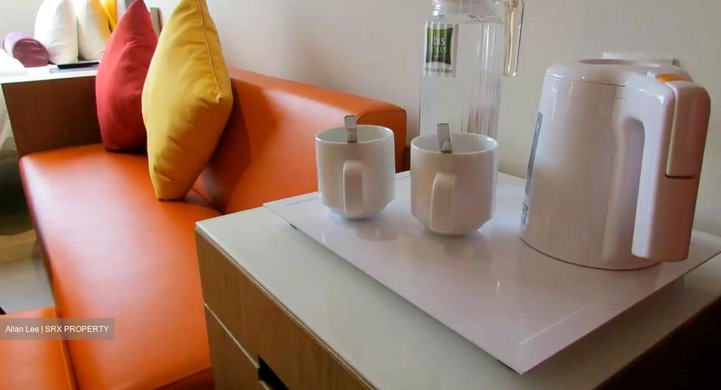 Upper Aljunied Road (D13), Retail #454486971